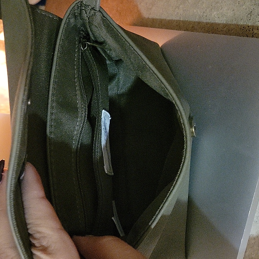 Euc Universal Thread Co. Mini Bag. - image 4